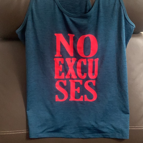 Athletic Works size L fitness top. Like new dry fit - Picture 7 of 9